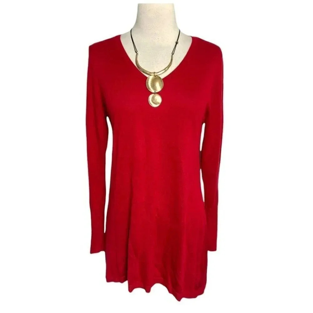 Apt. 9 M red V-neck tunic‎ sweater Valentines Day